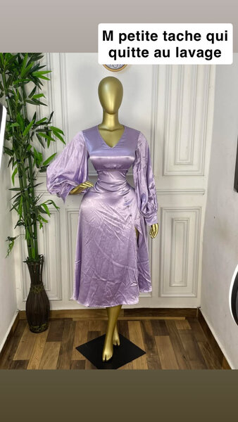 Robe satinée violet glamour