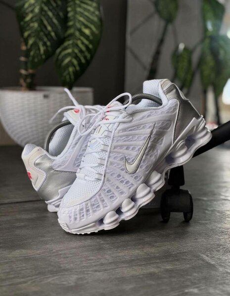 Chaussures de course blanches