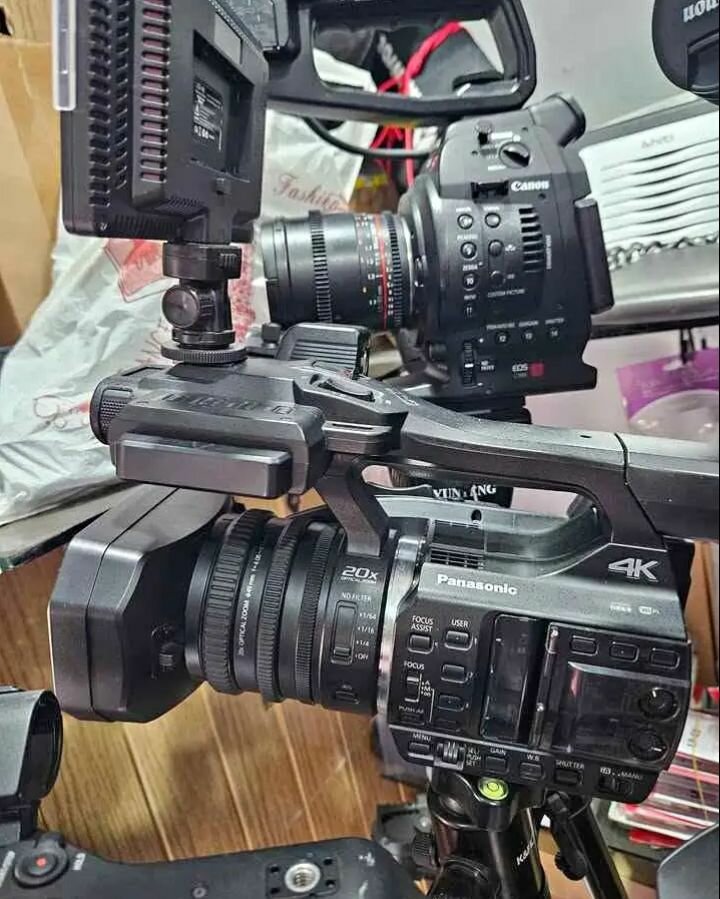 Caméra vidéo 4K Professionnelle Canon/Sony