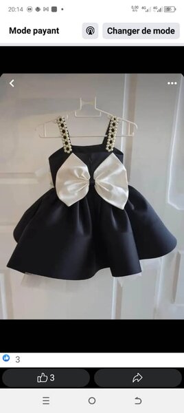 Jolie robe de cérémonie enfant