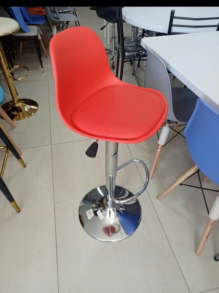 Tabouret de bar design rouge