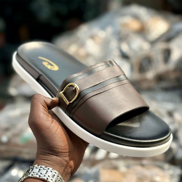 Sandales en cuir pour homme