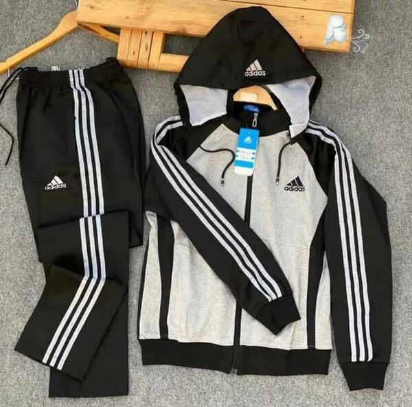 Ensemble survêtement Adidas noir et gris