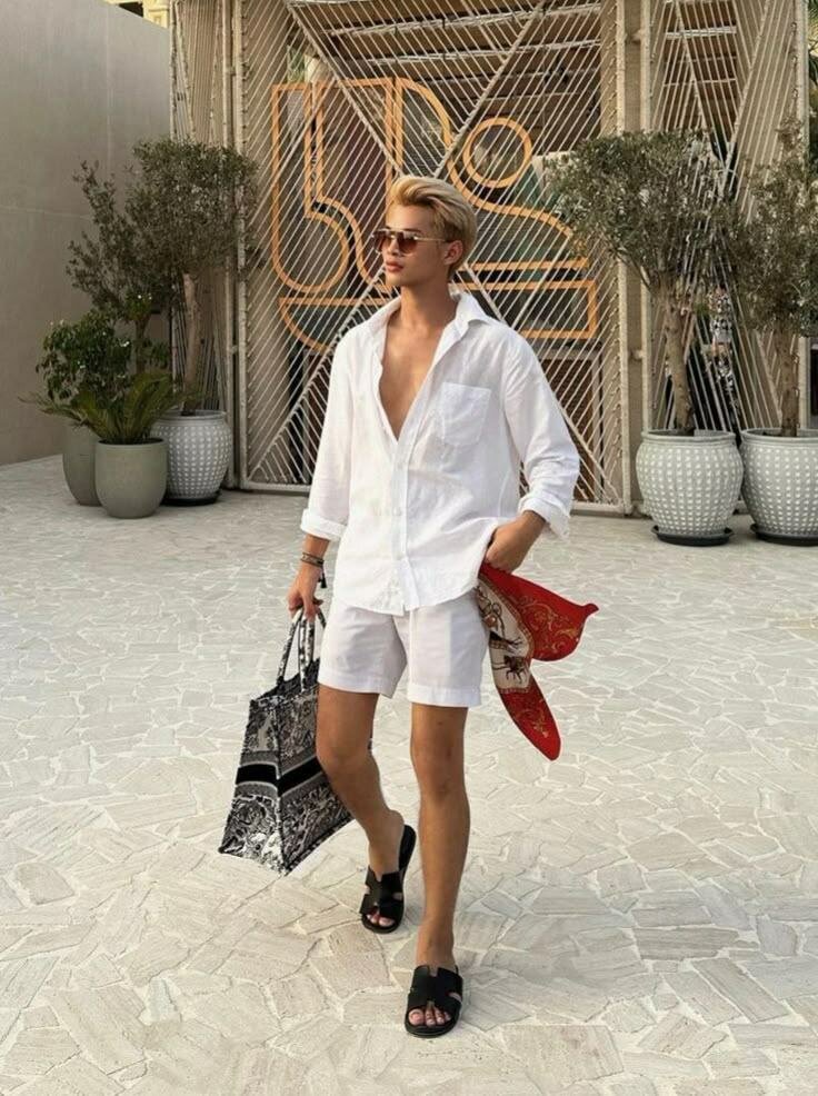 Ensemble de vêtements d'été blanc