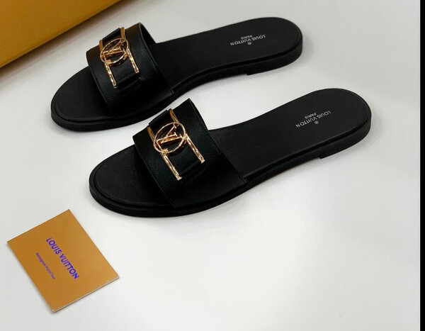 Sandales noires élégantes