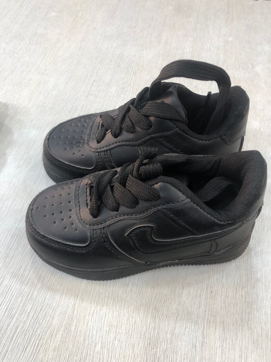 Sandales et baskets pour enfants