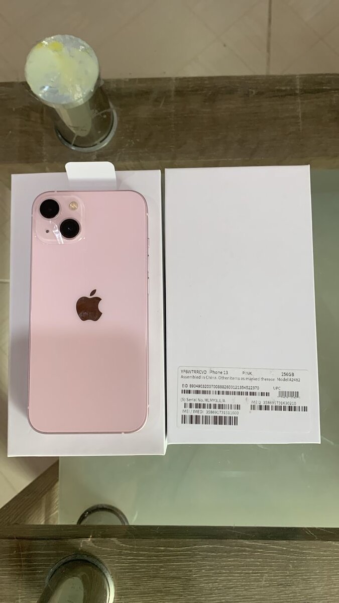 Apple iPhone 13 rose recon