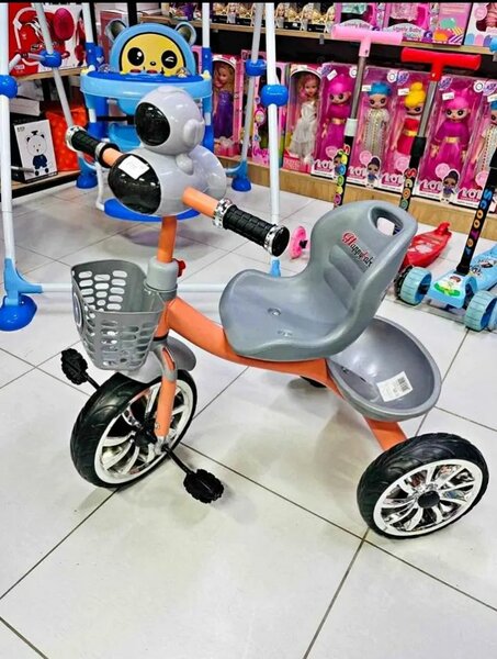 Tricycle enfant amusant