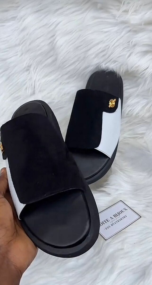 Mules en cuir noir pour homme