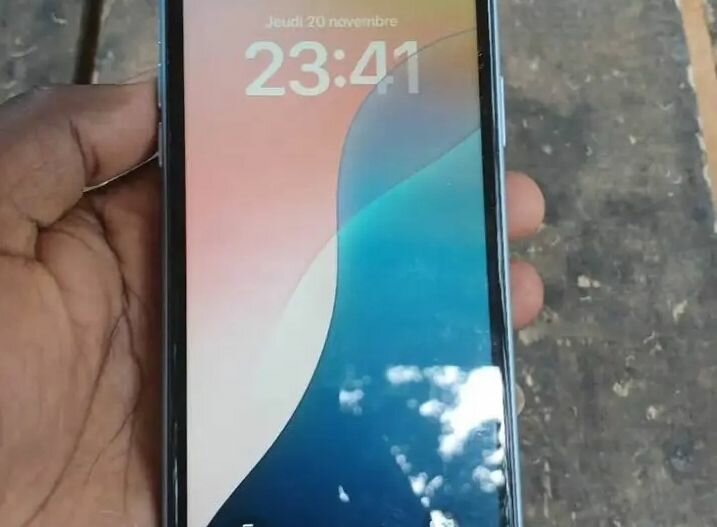 iPhone XR 64 Go Bleu