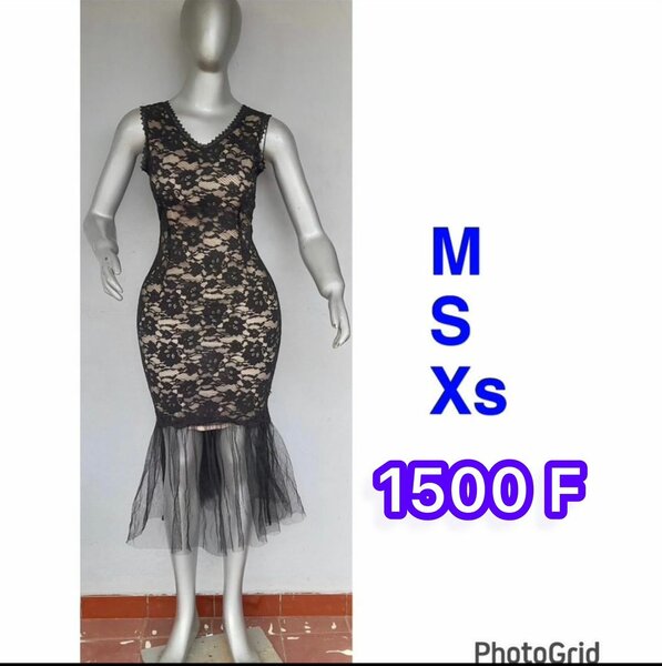 Robe en dentelle élégante