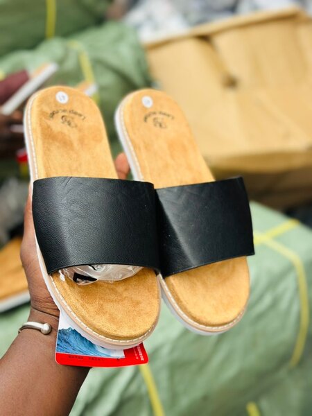 Sandales en cuir confortables