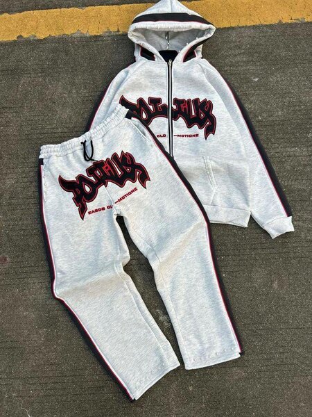 Ensemble de survêtement à capuche