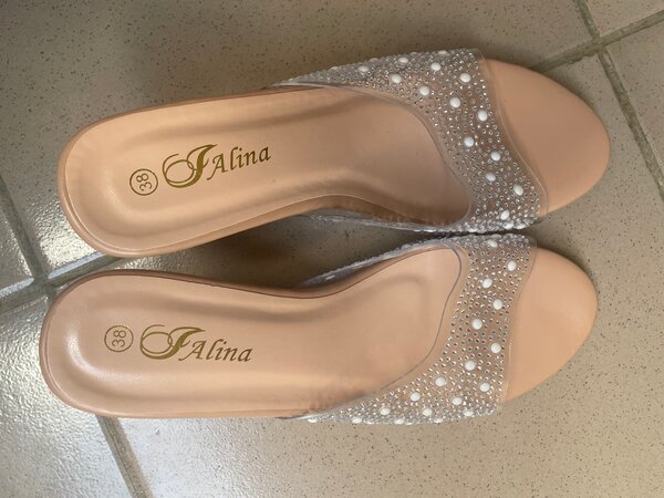 Sandales élégantes en perles