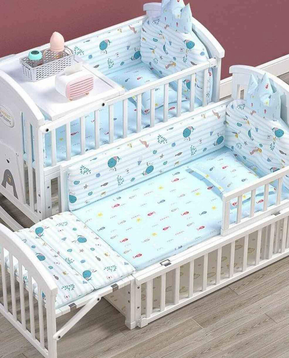 Lit bébé évolutif avec matelas et accessoires