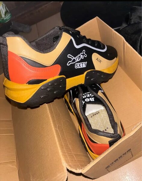 Chaussures Nike SXTY pour homme