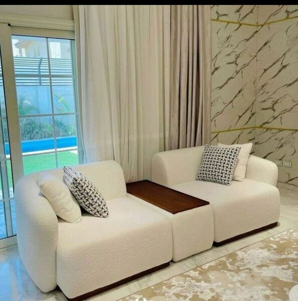 Canapé moderne et confortable