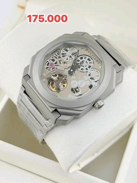 Montre squelette Bvlgari