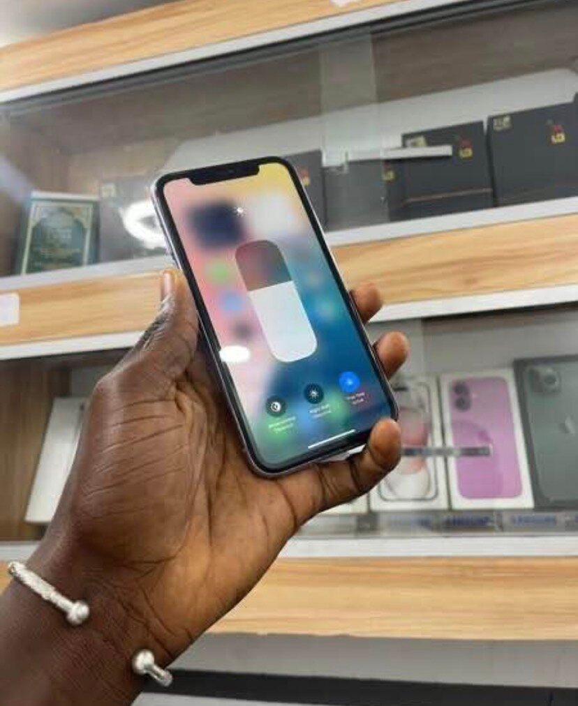 iPhone 11 128 Go Bleu