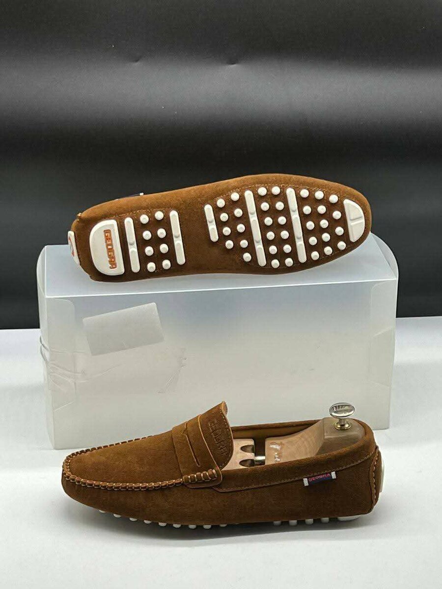 Mocassins en daim élégants