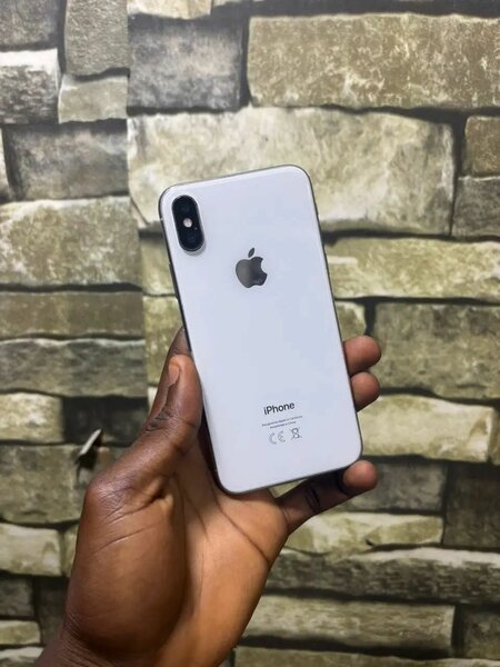 iPhone X 64 Go