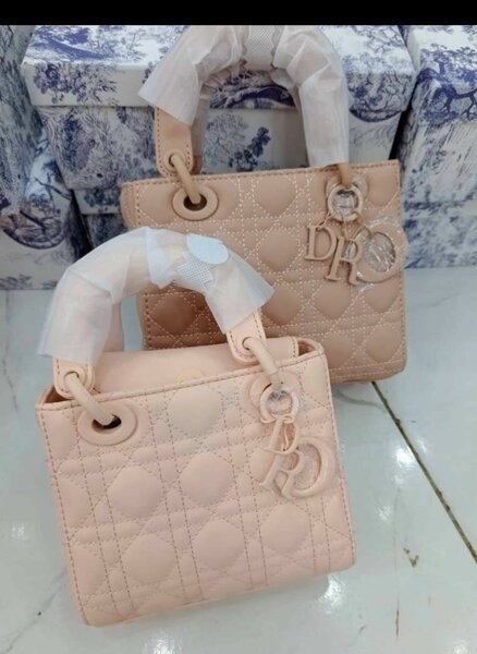 Sac à main en cuir pour femme