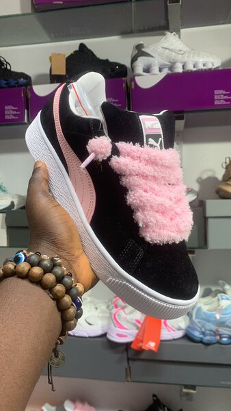 Puma noire et rose pour femmes