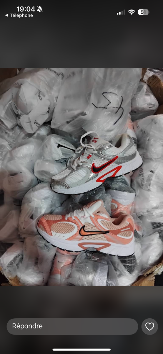 Nike V2K Sneakers Rose