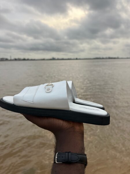 Sandales blanches élégantes