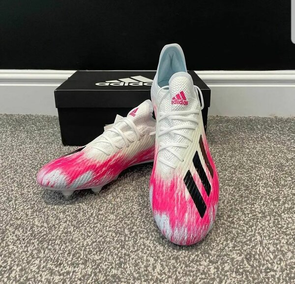 Chaussures de football Adidas