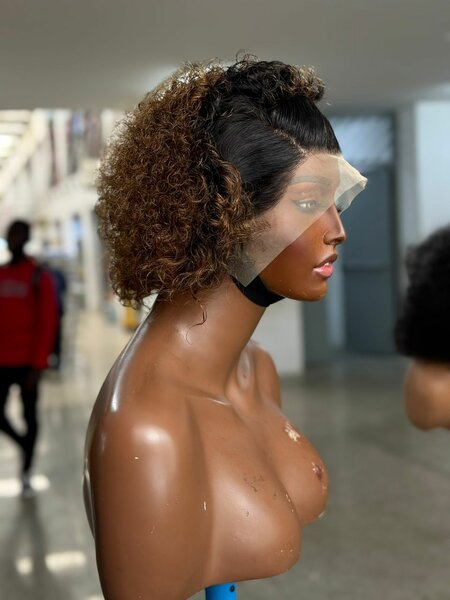 Coupe pixie frontal normal