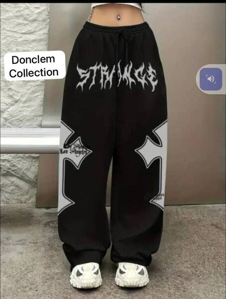 Pantalon large noir Stranger Things
