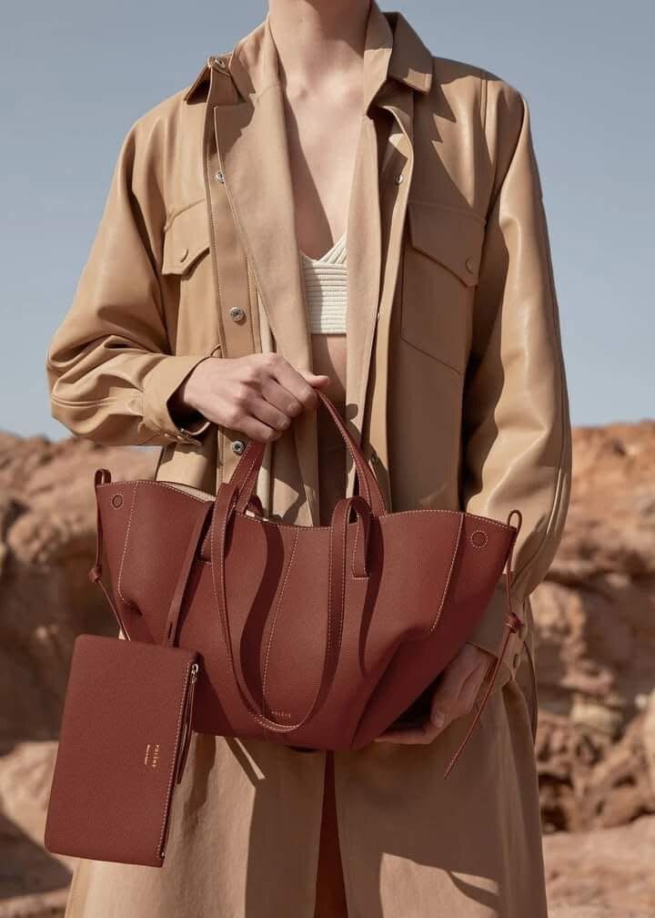 Sac fourre-tout en cuir élégant