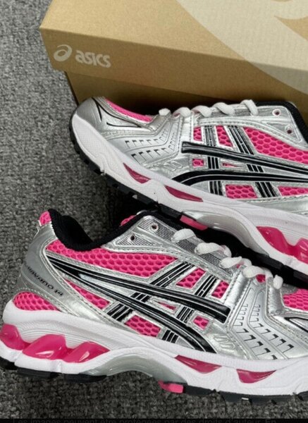 Baskets running modèle Kayano