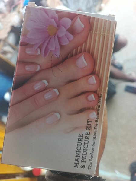 Kit manucure et pédicure