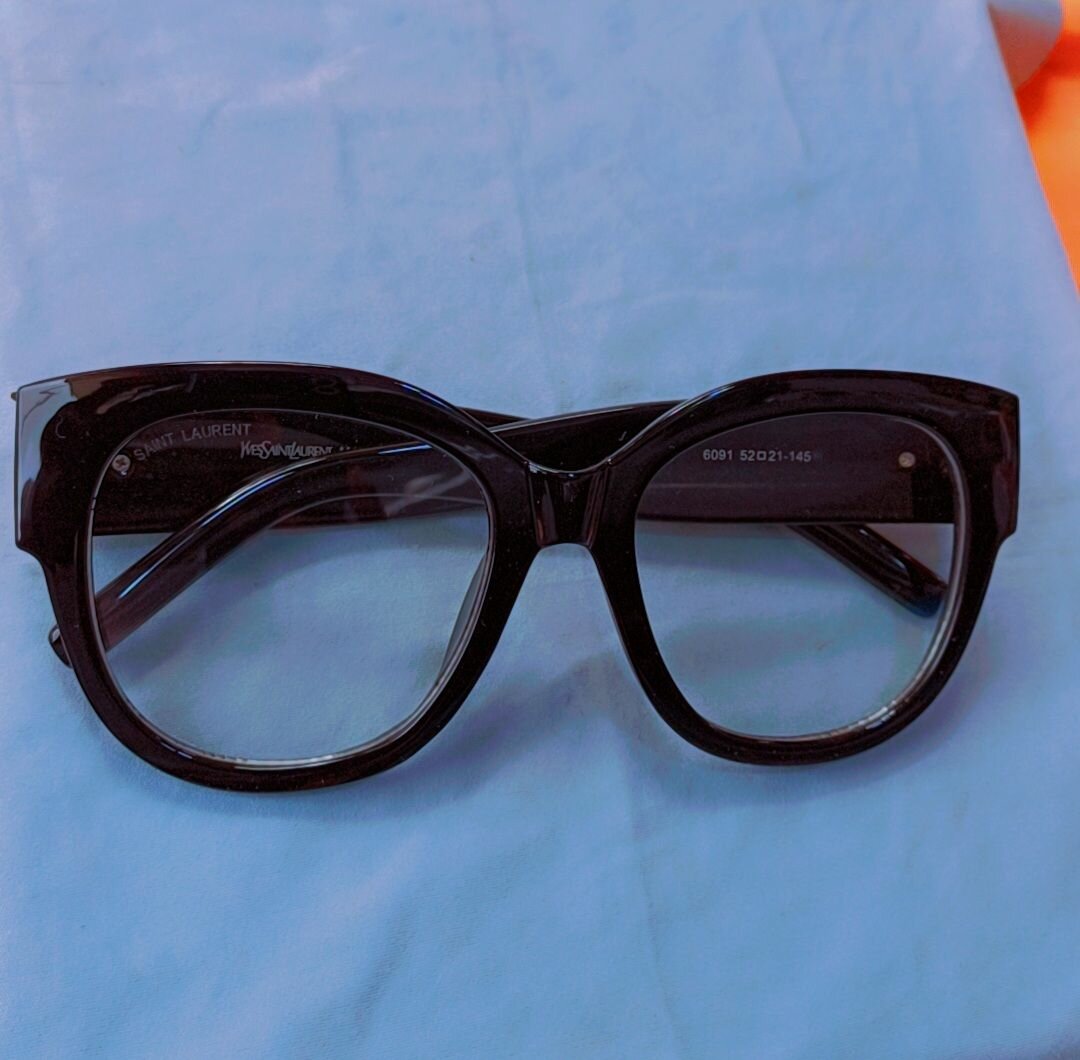 Lunettes tendance Saint Laurent