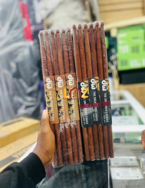 BAGUETTE DE BATTERIE / DW