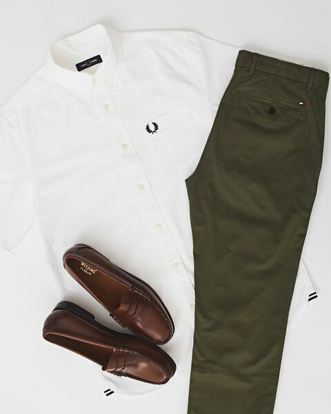 Ensemble homme chic et élégant