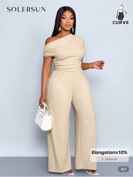 Ensemble élégante asymétrique