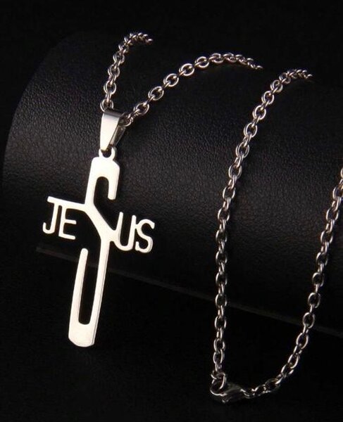 Collier Croix Acier Inoxydable