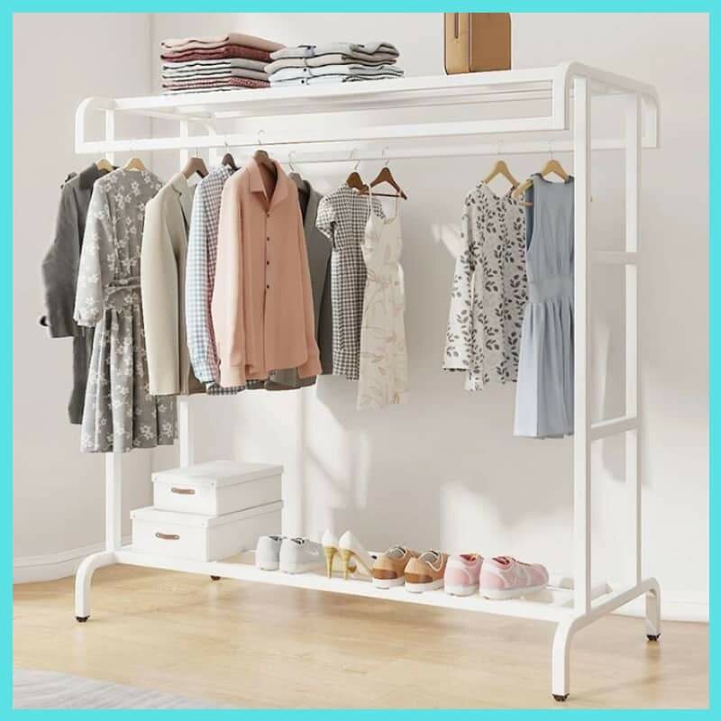 Portant vêtements robuste