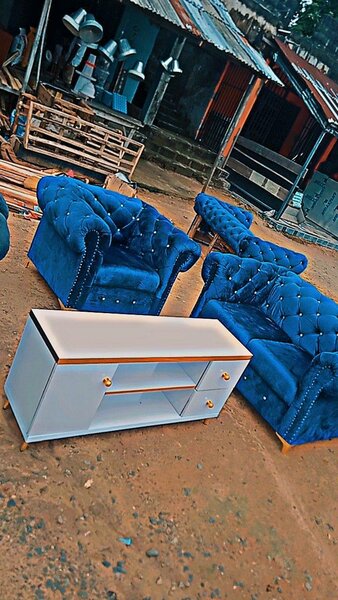 Ensemble canapé et table basse luxueux