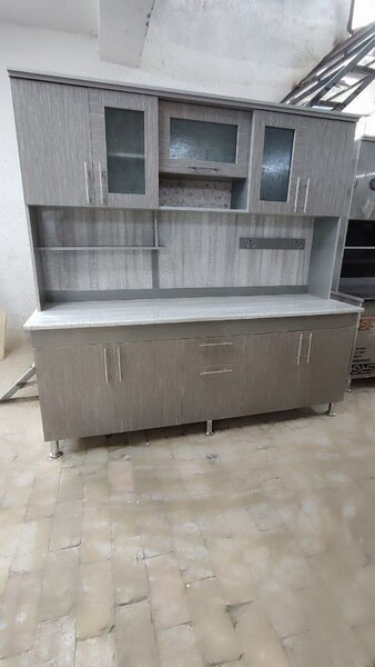 Meuble de cuisine gris moderne