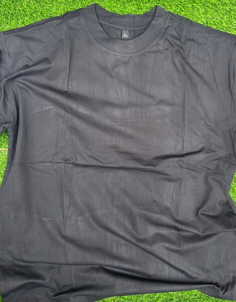 T-shirt noire unisexe