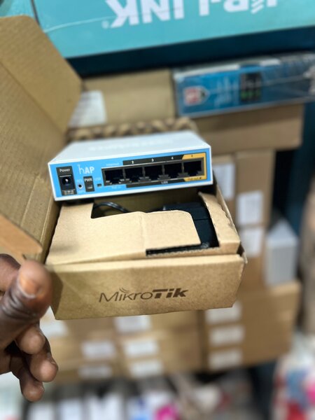 Routeur MikroTik hAP LTE6