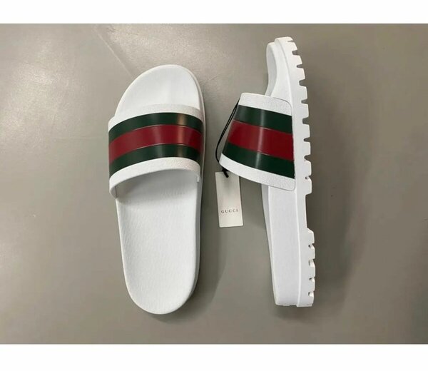 Claquettes de luxe bandes colorées