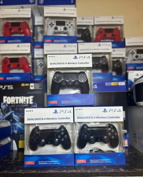 Manette PS4 noir sans Fil Sony