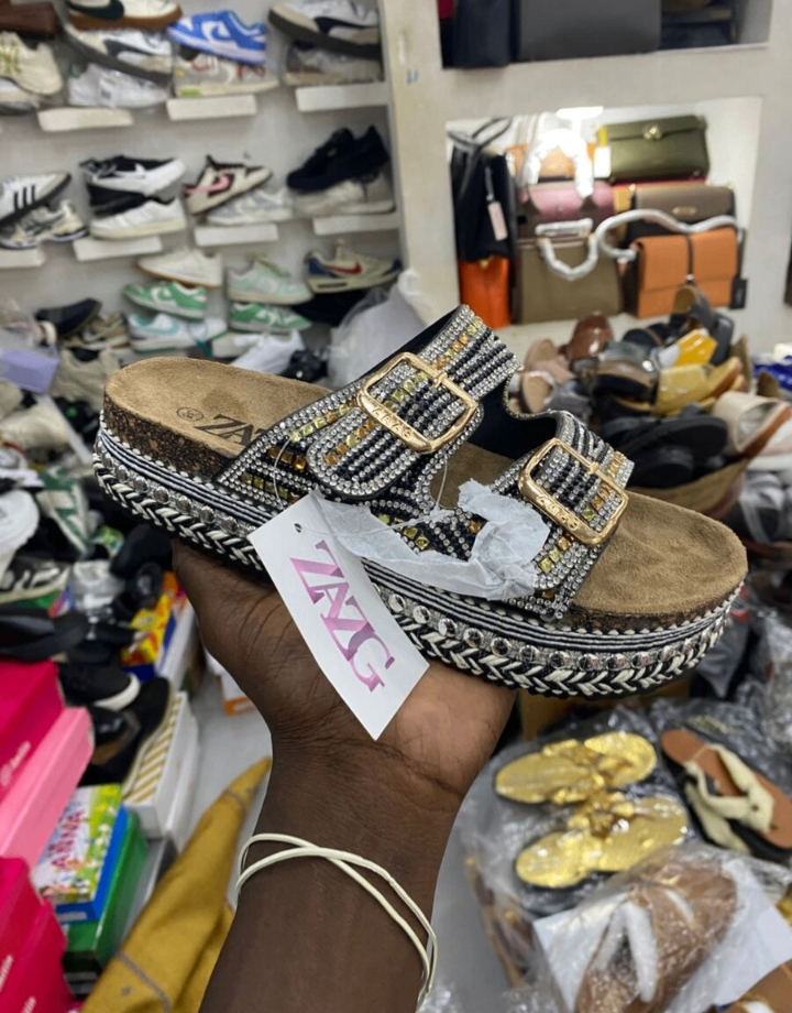 Sandales plates à paillettes