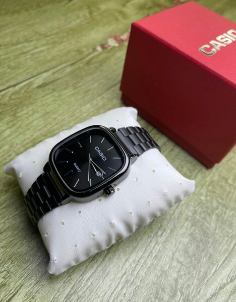 Montre Casio inoxydable