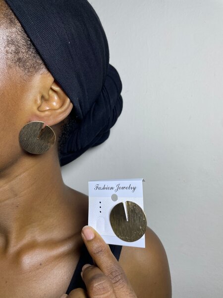 Boucles d'oreilles modernes